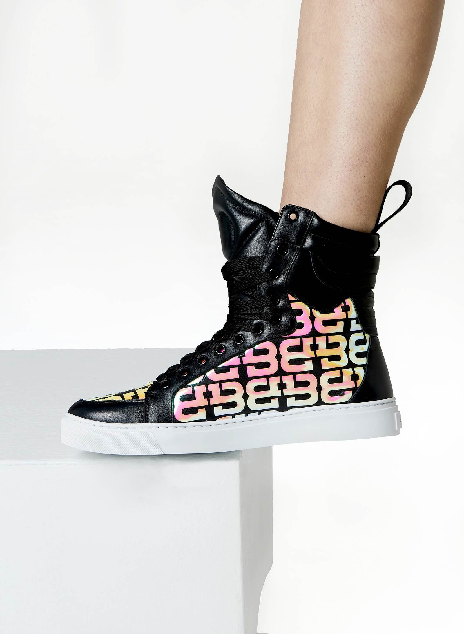 3D LOGO IRIDESCENT SNEAKERS