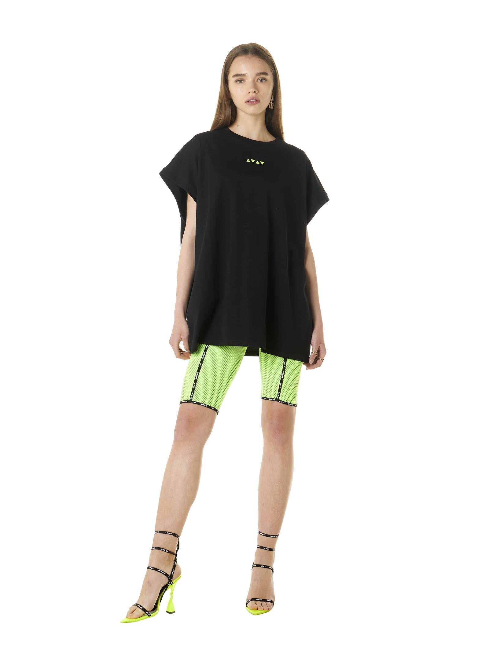 T-SHIRT "TRIANGLE SYMBOLS"