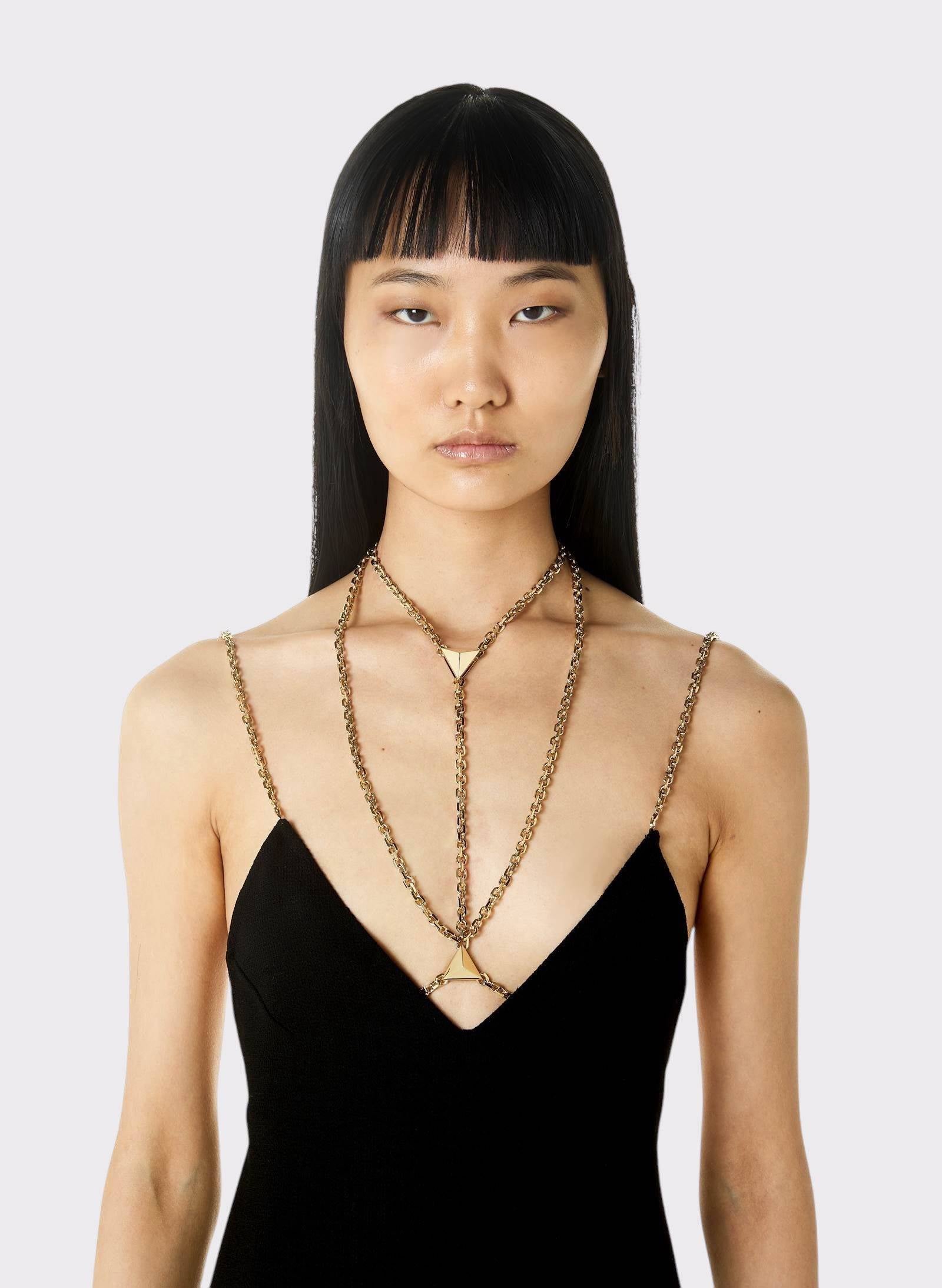 TRIANGLE COMPOSIT BODY CHAIN