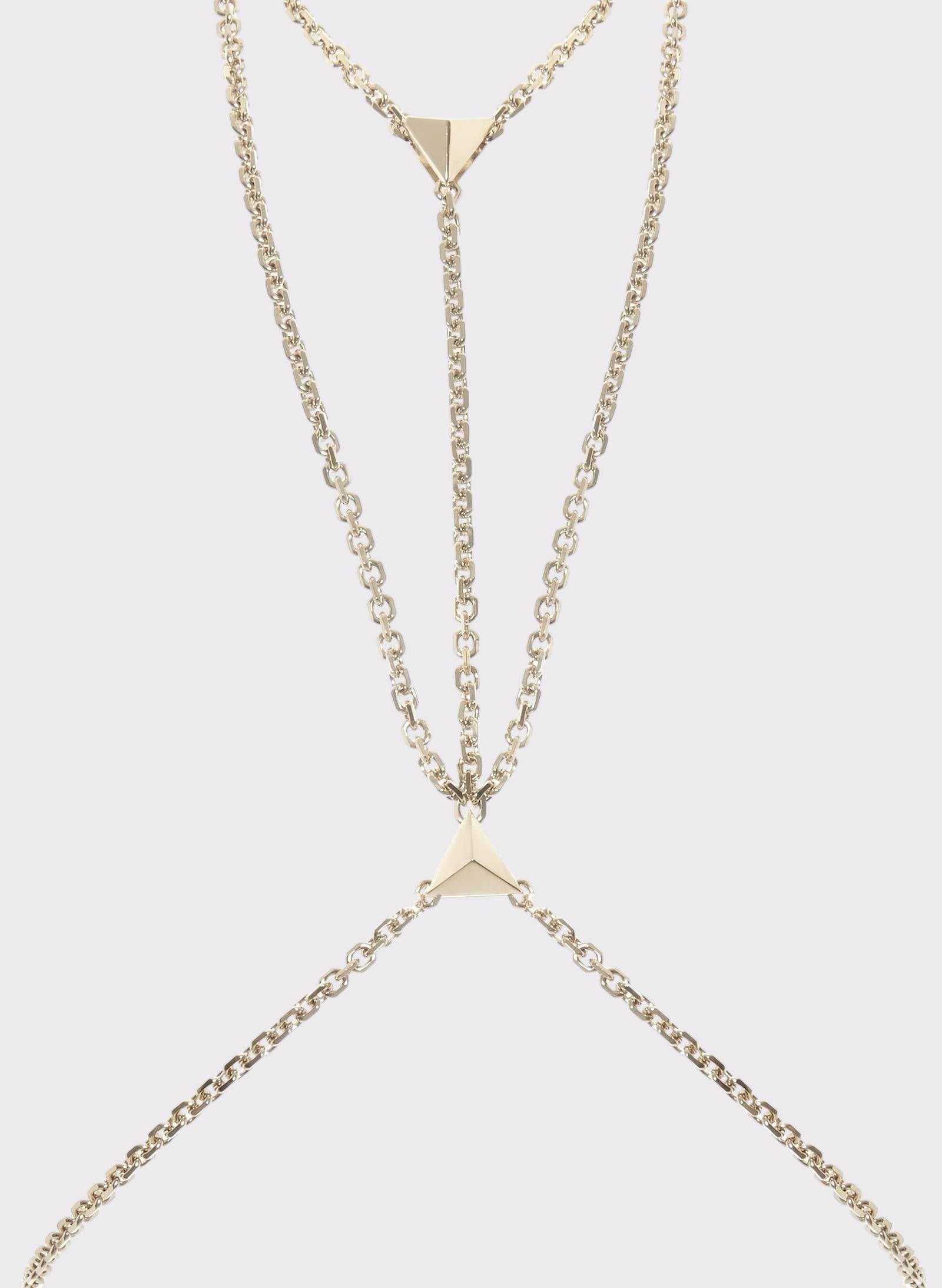 TRIANGLE COMPOSIT BODY CHAIN