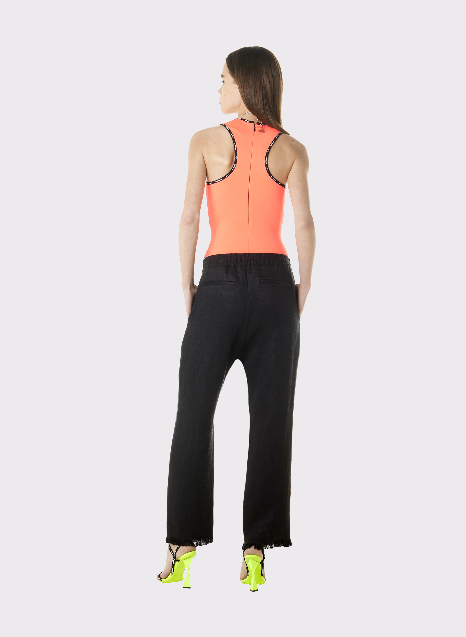 Byblos Distressed Trousers in nero - vista laterale